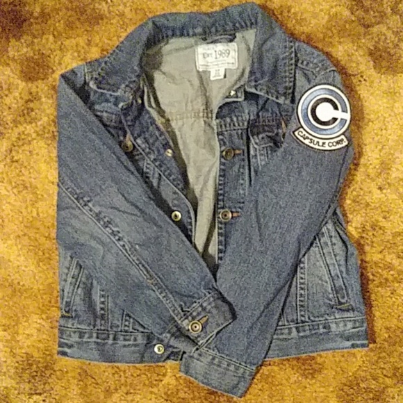 Capsule Corp. Jean Jacket (Dragon ball z) - Picture 2 of 8